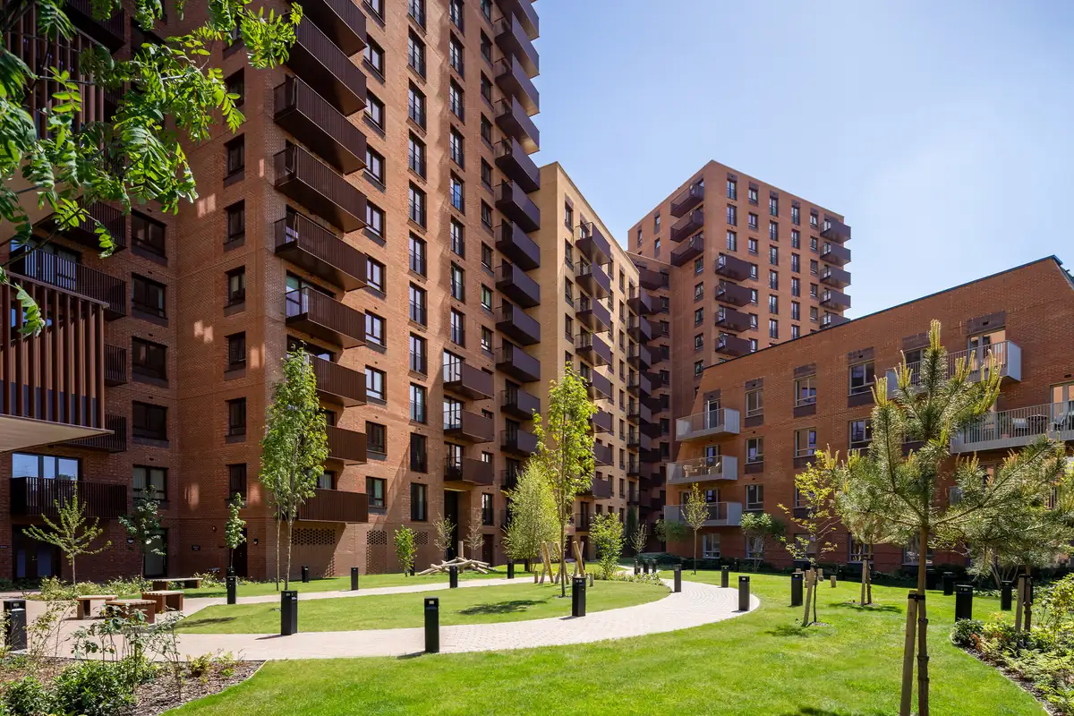 Royal Gateway apartment buildings around a landscaped courtyard garden