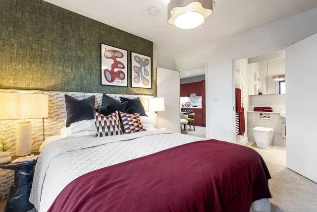 Wembley Park Gardens show home bedroom with en-suite